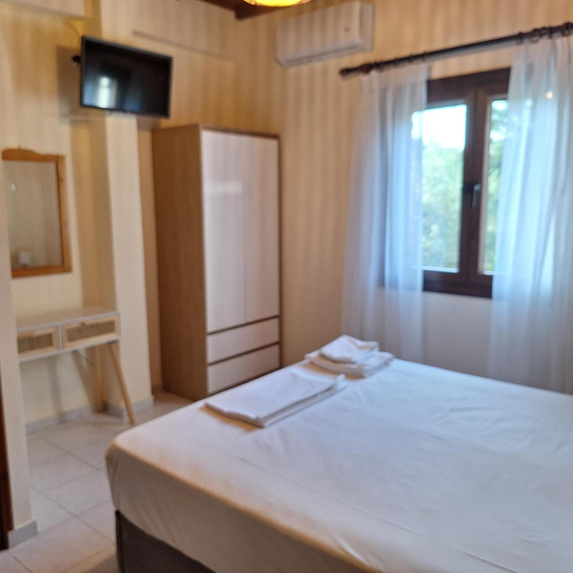 Areti Apartment Áfra Dış mekan fotoğraf