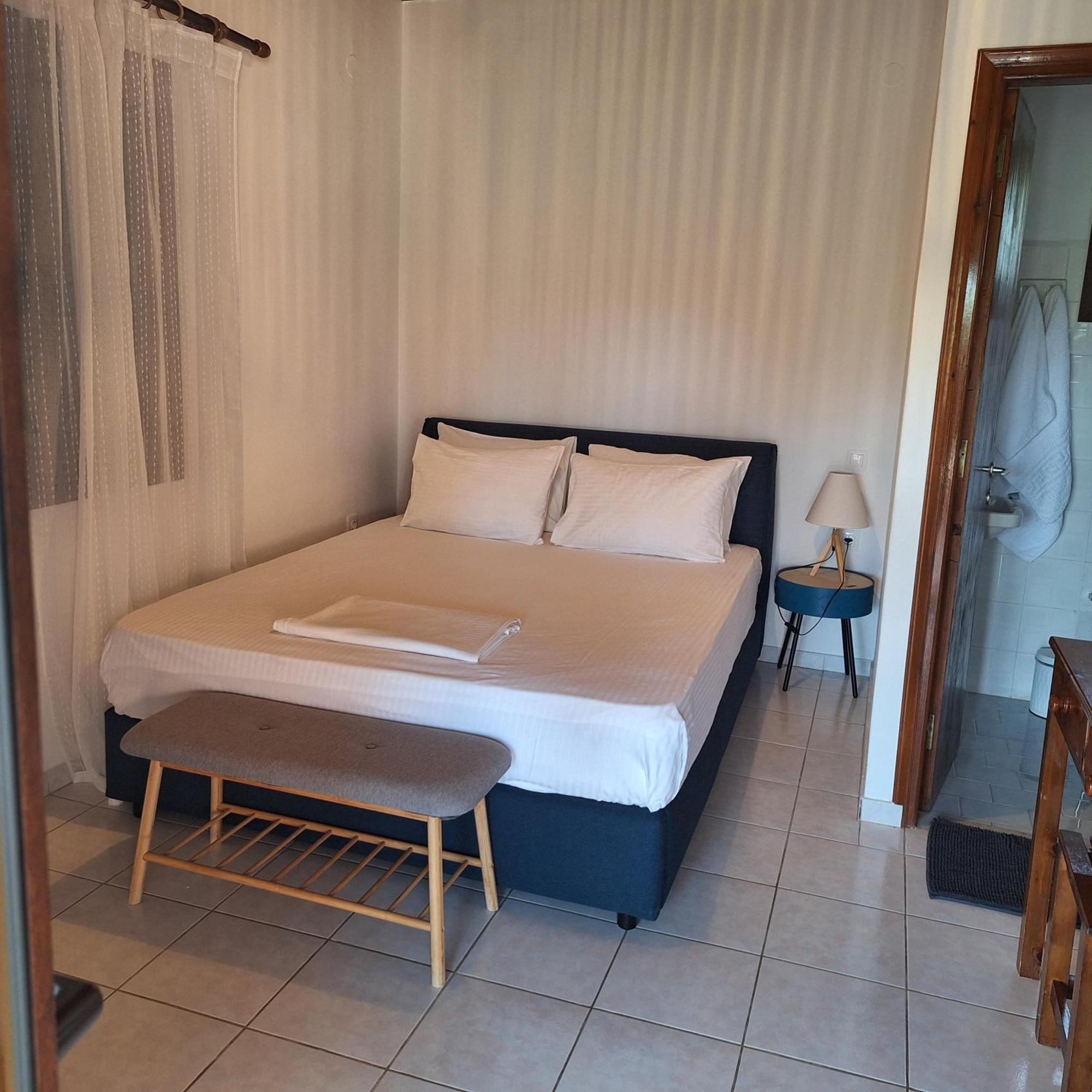 Areti Apartment Áfra Dış mekan fotoğraf