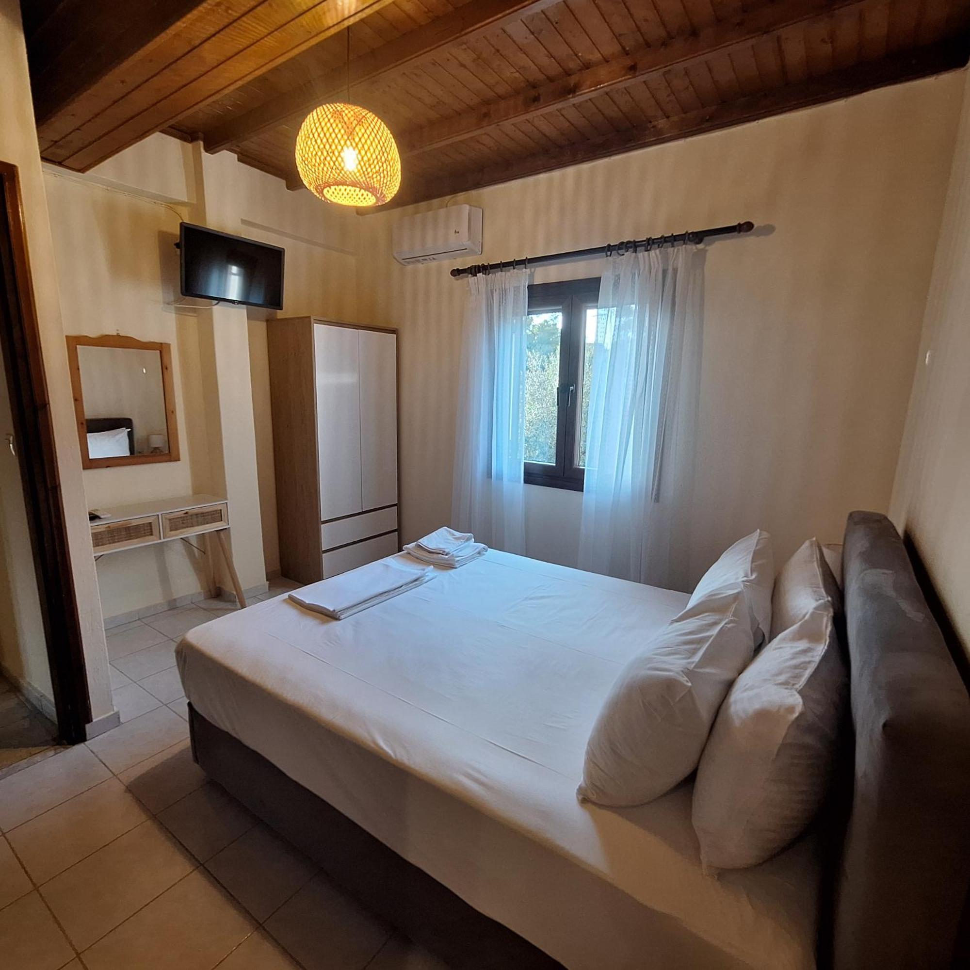 Areti Apartment Áfra Dış mekan fotoğraf