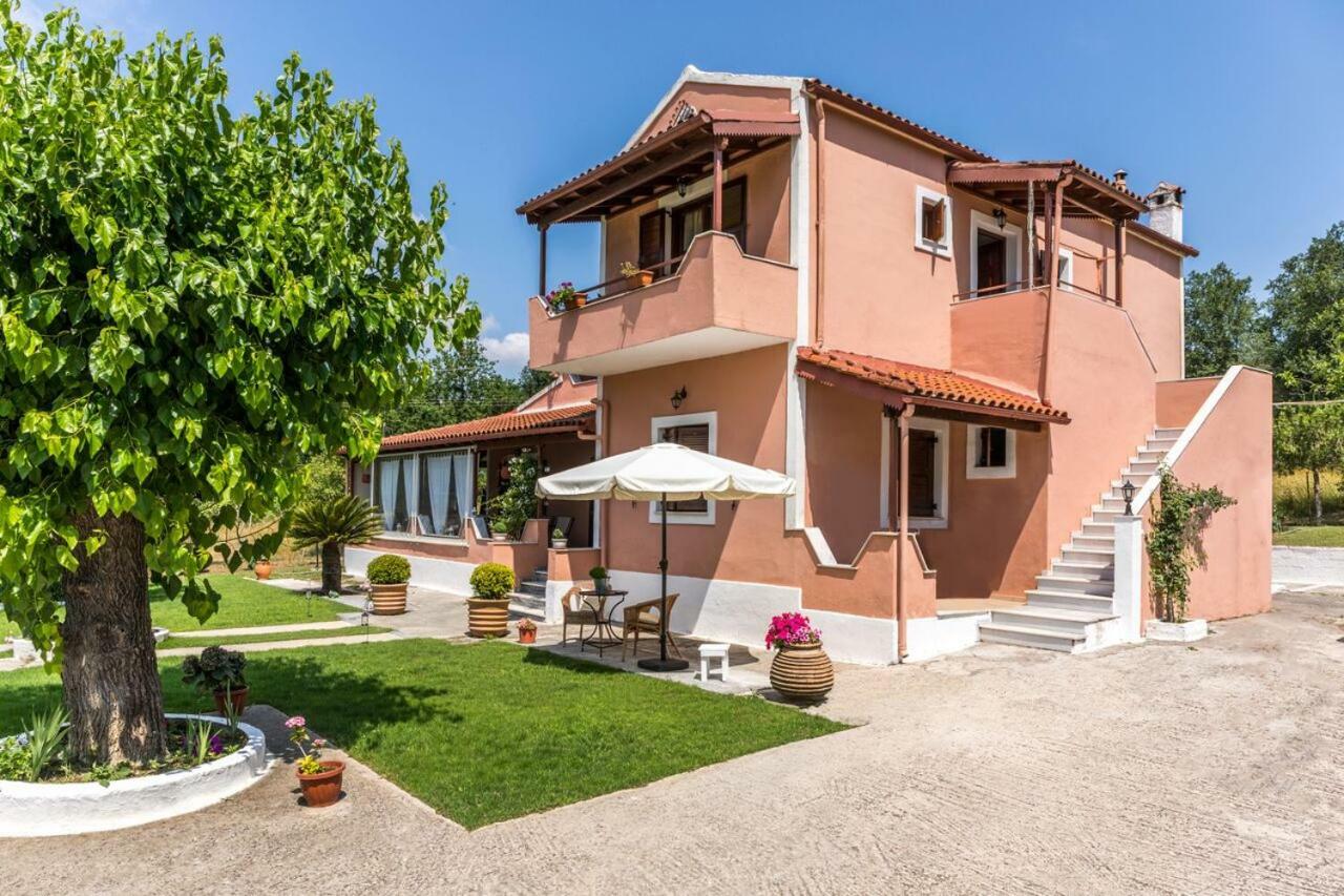 Areti Apartment Áfra Dış mekan fotoğraf